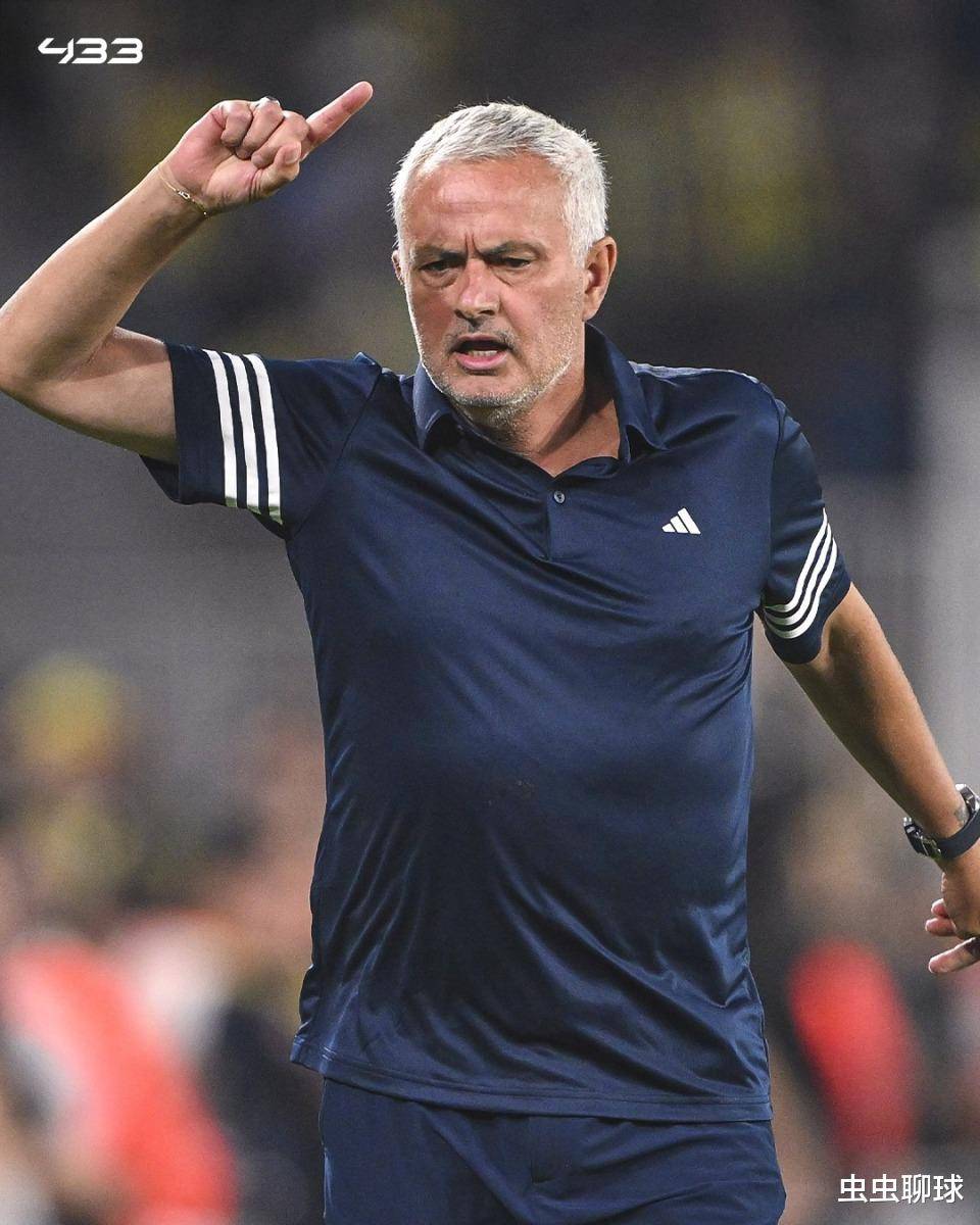 官宣！穆里尼奥下课，索尔斯克亚解约！欧战出局，2大土超豪门真狠